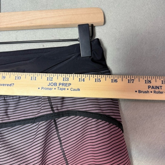 Lululemon Speed Short *H2O Gradient Speed Short Yum Yum Pink Alberta Lake/Black - Picture 8 of 9